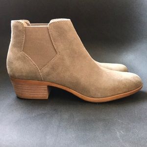 New Lucky booties—suede- Mint condition worn ONCE